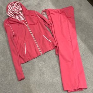 Jones NY sport pinkish salmon color sweatsuit great  shape, size L 100% cotton